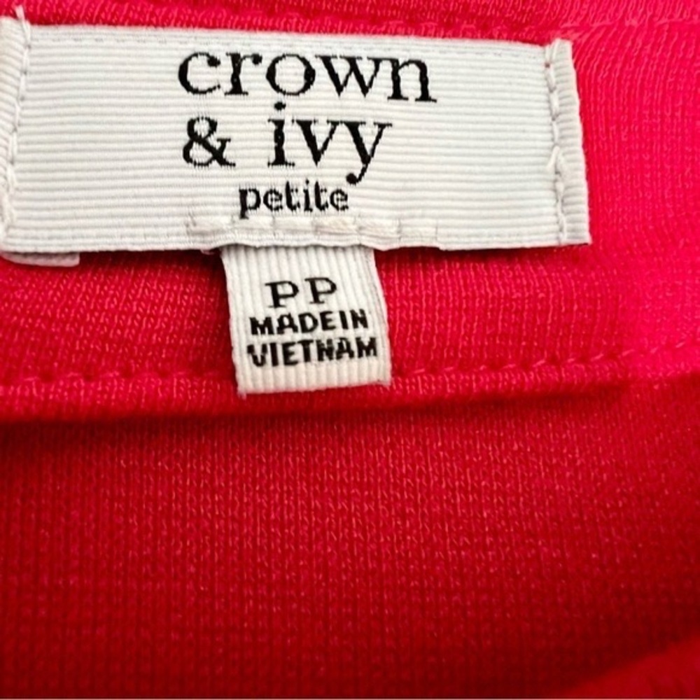 crown & ivy Petite Hot Pink Knit Top